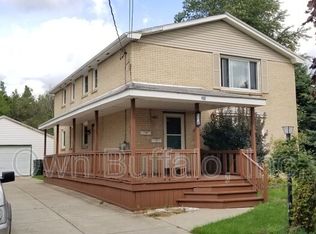 874 Falcon Dr, Depew, NY 14043