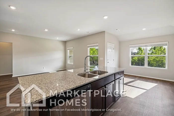 884 S Brambling Ln — Photo 10