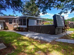 530 Riola Pl, Pensacola, FL 32506