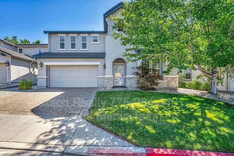 4 bed, 2.5 bath, 2695 sqft, $3,395 — Photo 1