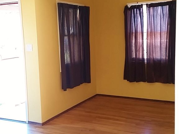 3rd image of 328 W Hammel St