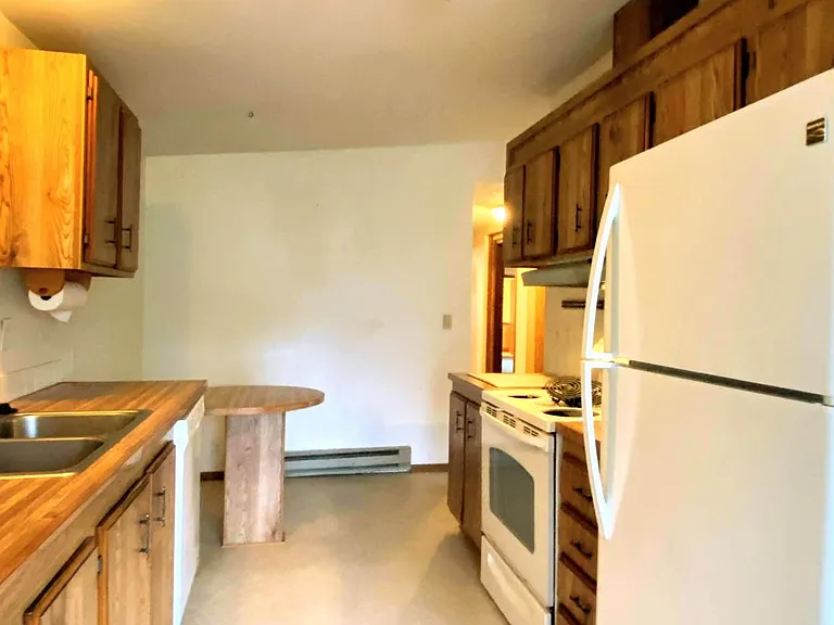 Queen Anne Pl — Photo 9