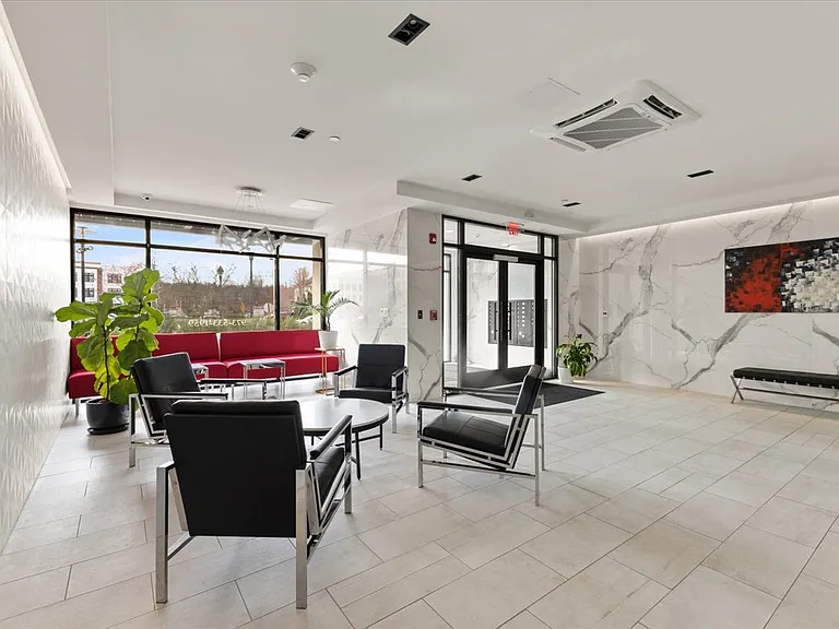 450 Springfield Ave — Photo 16