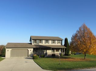 N2721 Windridge Dr, Waldo, WI 53093