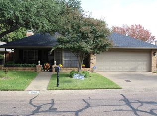 3914 Old Mill Rd, Waco, TX 76710