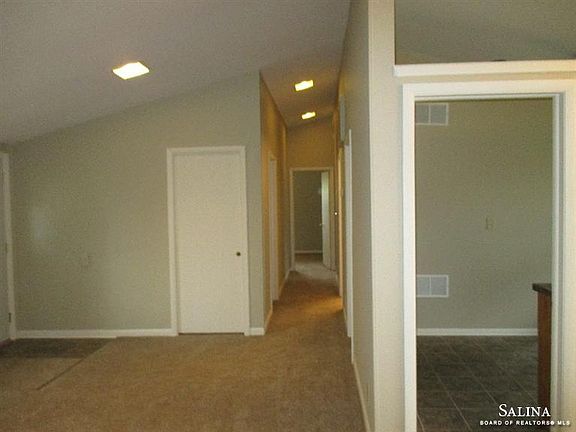 3rd image of 1407 Brittany Street