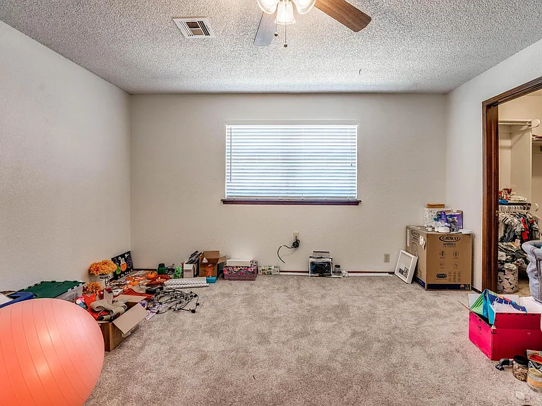 9907 Mashburn Blvd — Photo 24