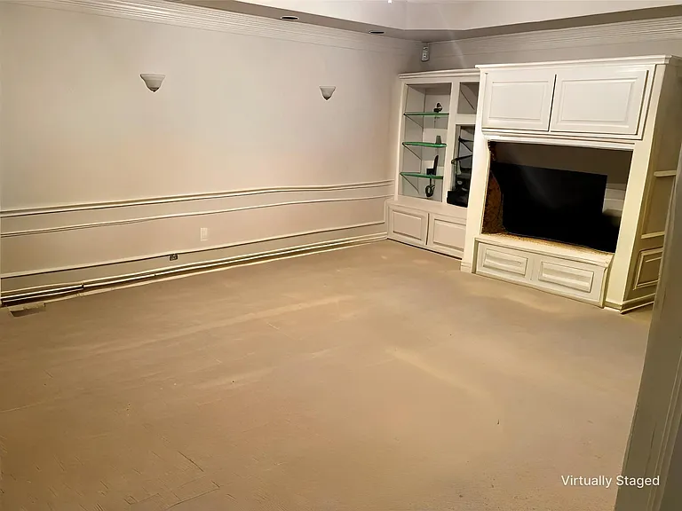 7521 England Dr — Photo 13
