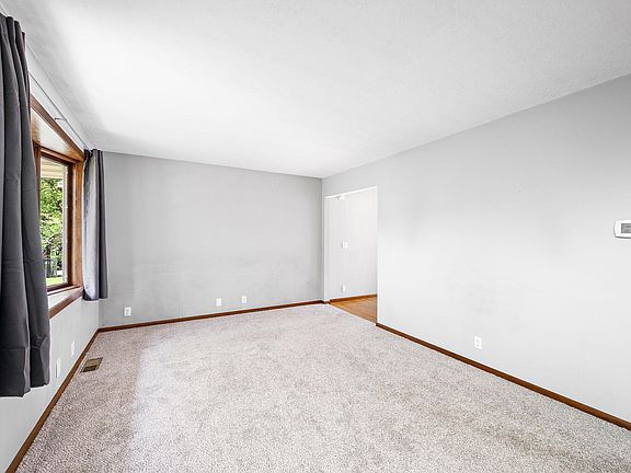 5th image of 6314 Knox Ave S