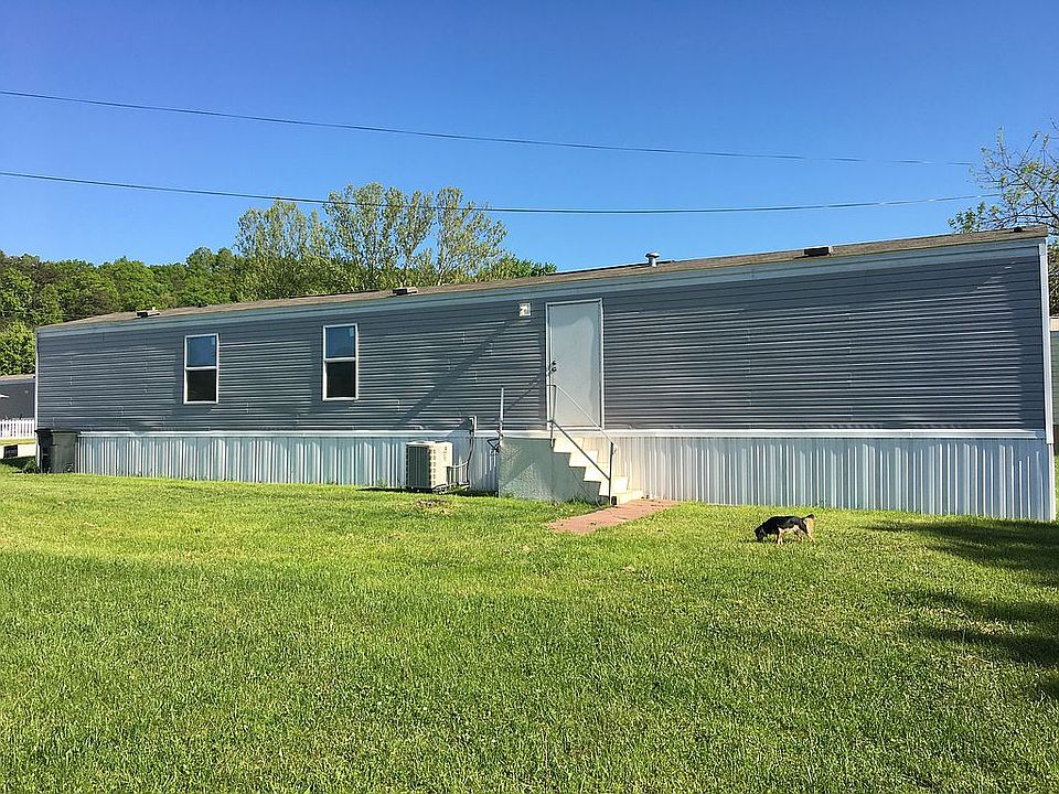 2nd image of 9 Hill Crest Dr