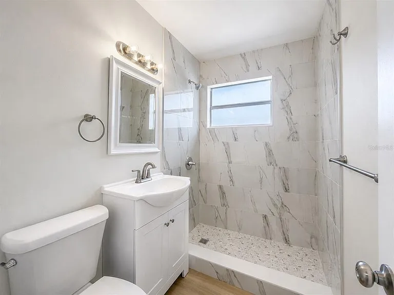 4409 W Trilby Ave — Photo 6