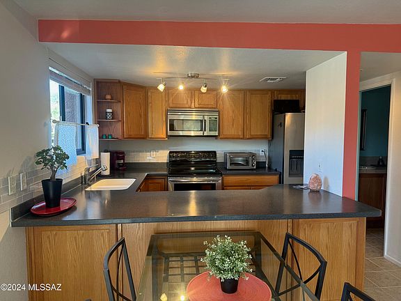 3rd image of 5051 N Sabino Canyon Rd Unit 2200