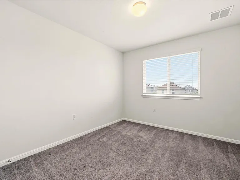 9605 Grapevine Leaf Dr — Photo 11