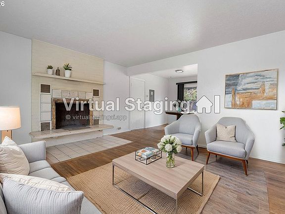 3rd image of 17937 SE Lincoln St