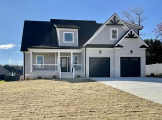 37 Windy Oak Dr, Rock Spring, GA 30739