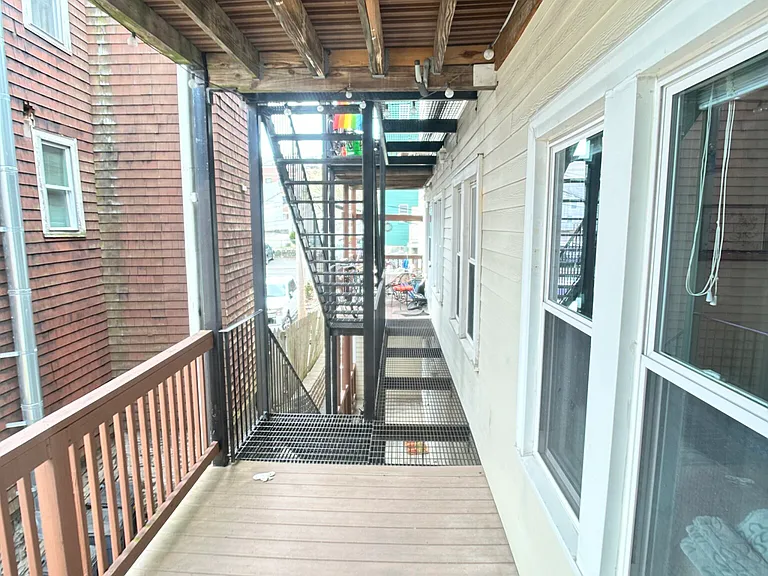 6 Delaware Pl #2 — Photo 11