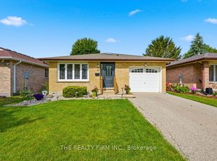 43 Clara Cres, London, ON N6E3G3