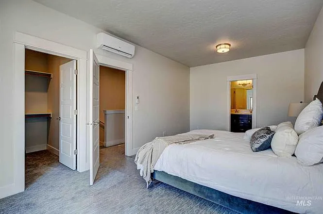 7813 W Crestwood Dr — Photo 14