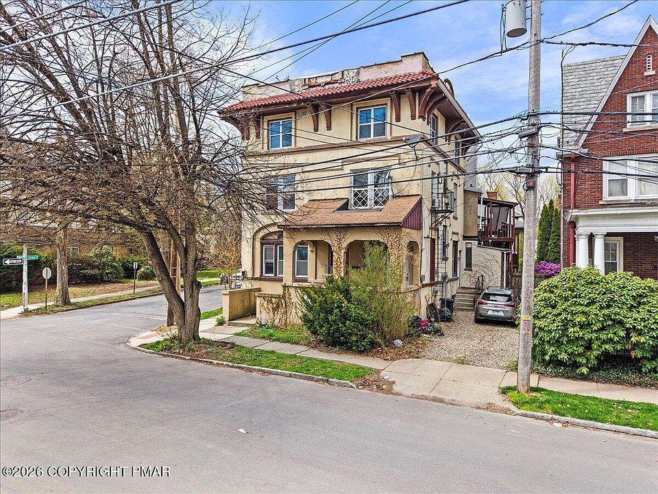 1st image of 135 W River St