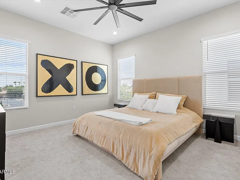 5041 E Woodridge Dr — Photo 10
