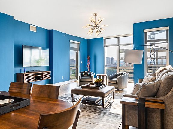 2nd image of 603 Davis St APT 1103