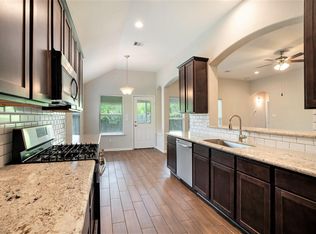 22526 E Shorewood Loop, Huffman, TX 77336