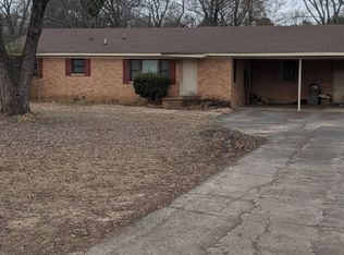 3040 Prince St, Conway, AR 72034