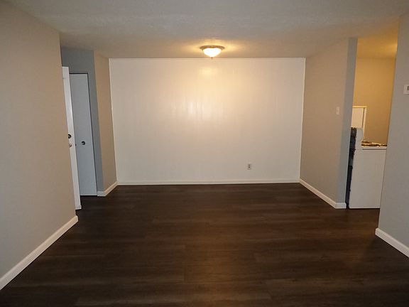 3rd image of 2306 Meyer Ave APT 8