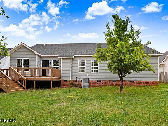 4th image of 612 Fairbluff Drive