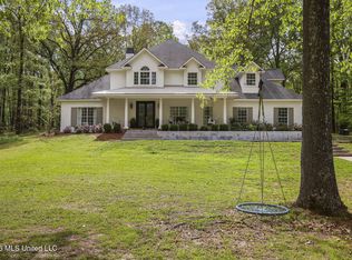 108 Antlers Ln, Madison, MS 39110