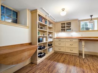 53 Oxford Rd, Newton, MA 02459