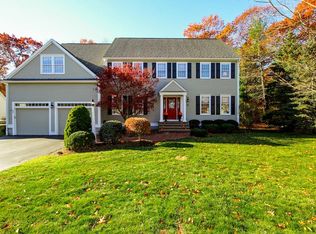 16 Blue Jay Rd, Westwood, MA 02090