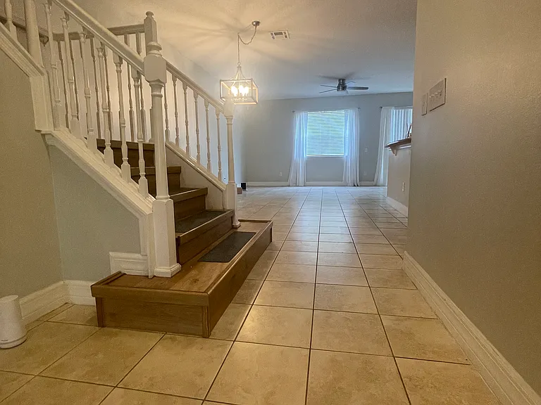 225 Perching Post Cv — Photo 6