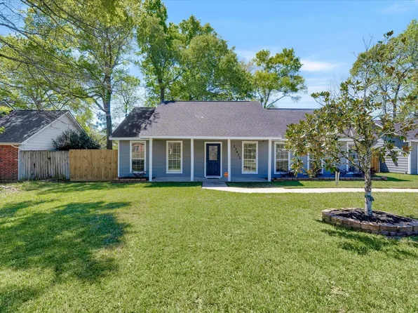 23422 Cliffwood Dr, New Caney, TX 77357