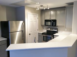 200 Springtree Ln, West Linn, OR 97068