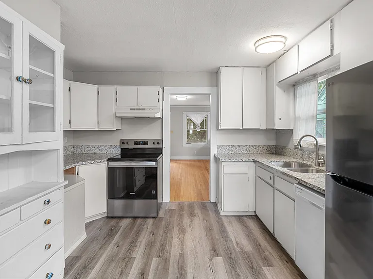 4925 N Willamette Blvd — Photo 7