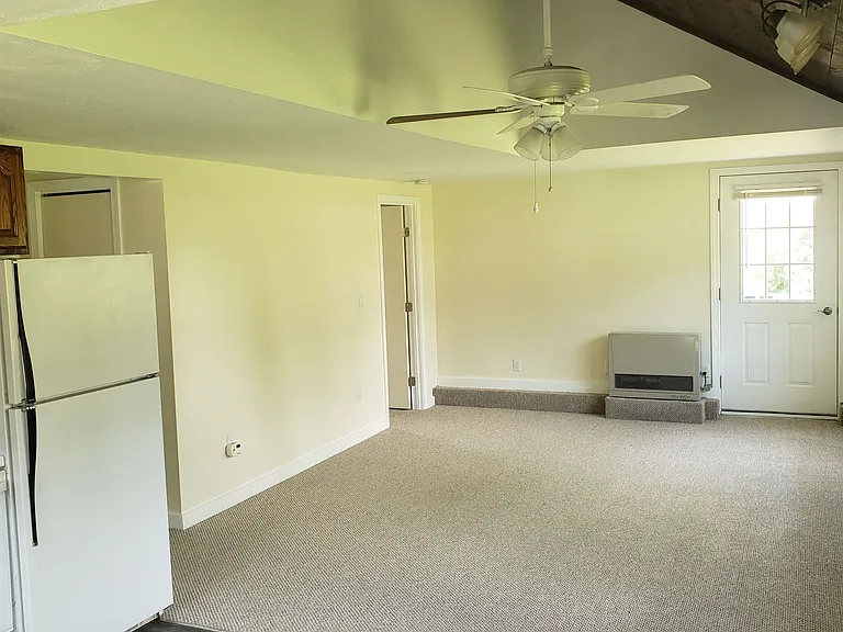 49 Pine Hill Rd — Photo 7