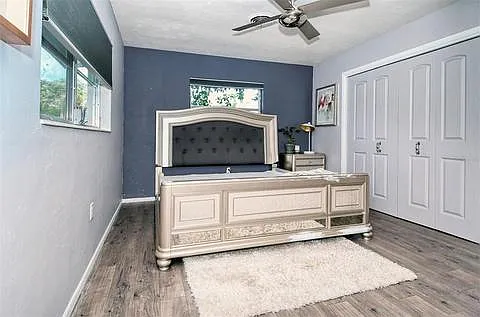 N Lake Dr — Photo 8