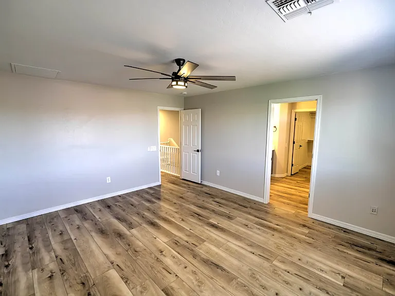 838 W Calle Valenciana — Photo 15