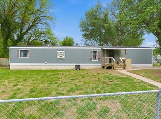 5036 S Broadview Ct, Wichita, KS 67210