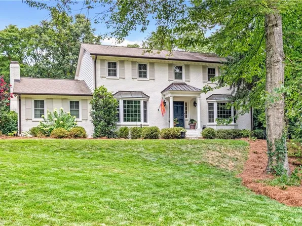 371 Staffordshire Rd, Winston Salem, NC 27104