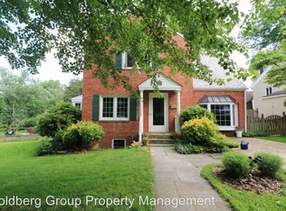 5900 Carlton Ln, Bethesda, MD 20816