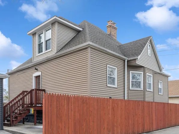 4700 W Grace St, Chicago, IL 60641