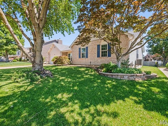 2nd image of 2114 Autumn Wood Dr