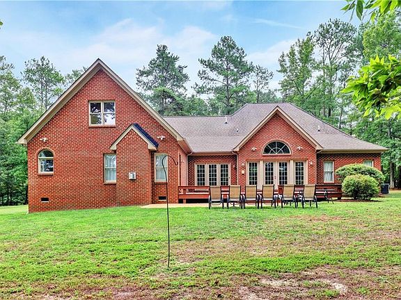 5th image of 13472 Lower Lakes Pl