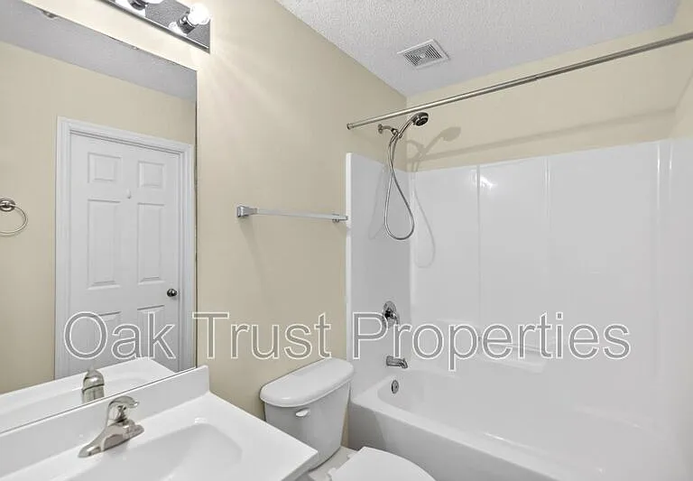 7939 Vermont Rd — Photo 28