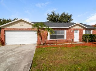 635 Basingstoke Ct, Kissimmee, FL 34758