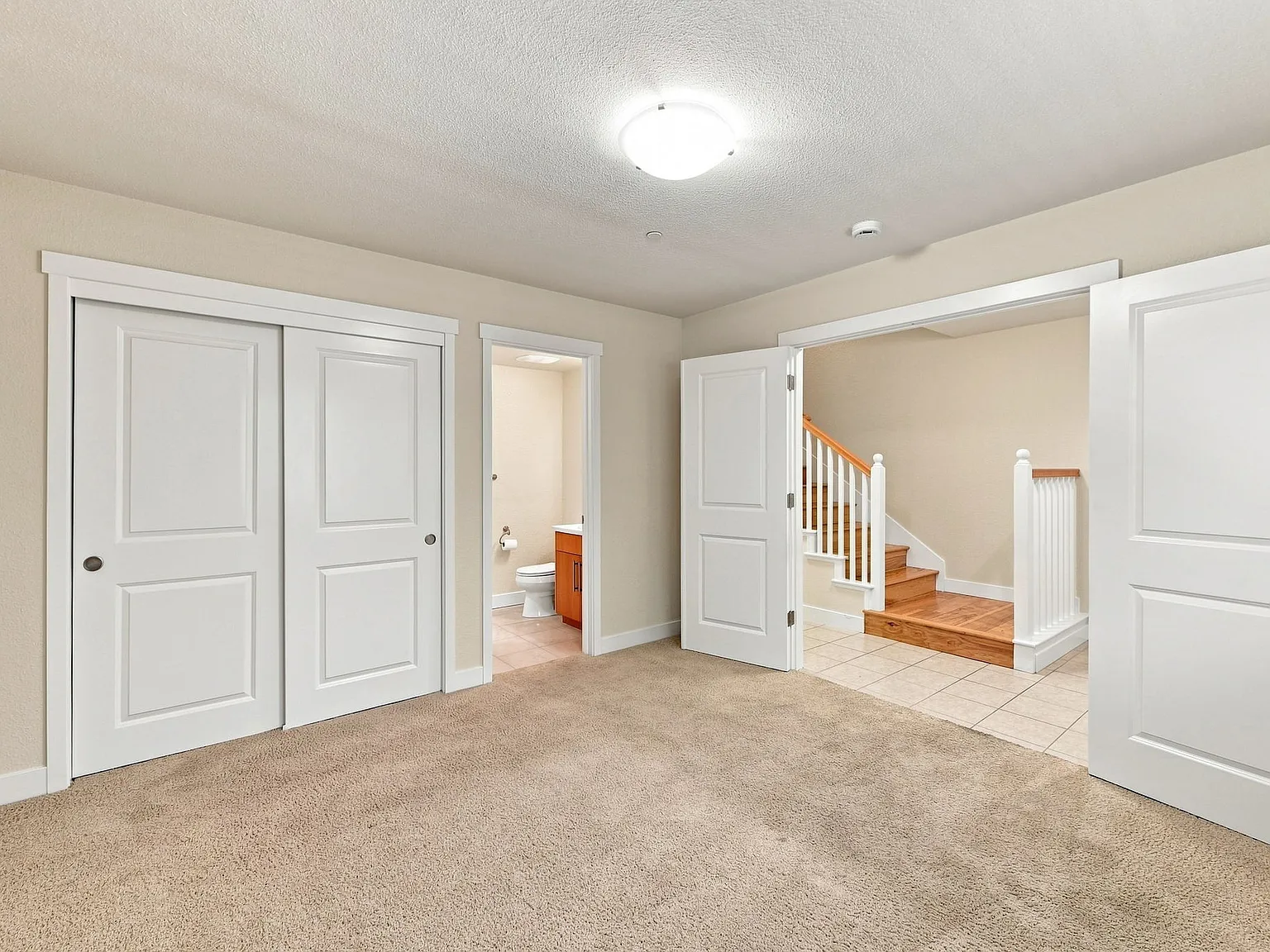 4 bed, 2120 sqft, $8,000 — Photo 4