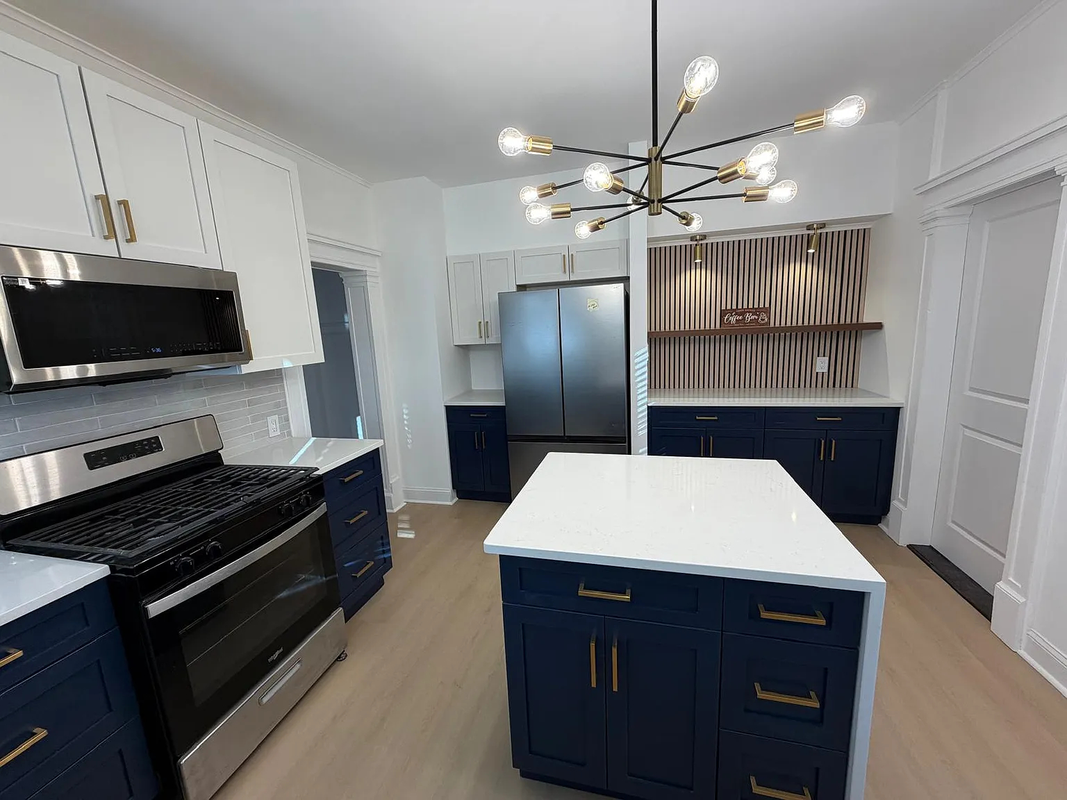 4 bed, $4,400 — Photo 3
