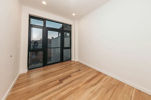 Rented by Nooklyn NYC LLC | media 3